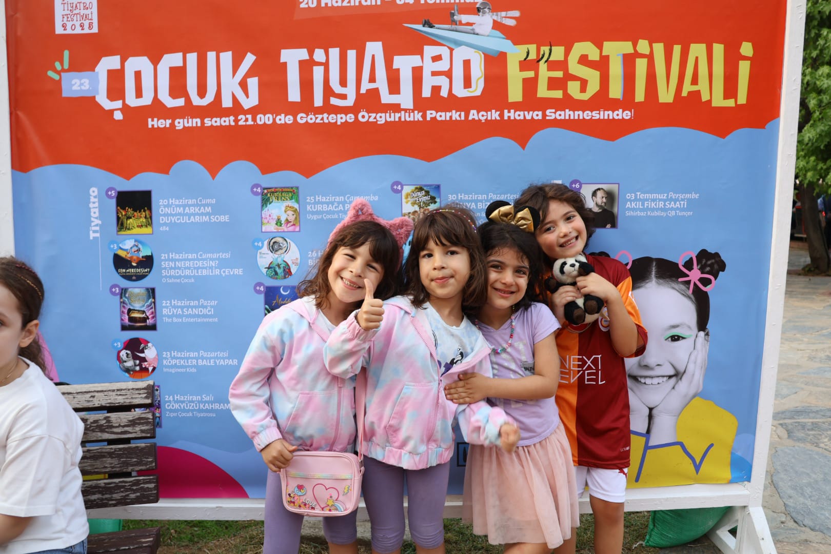 Çocukların tiyatro festivali başladı